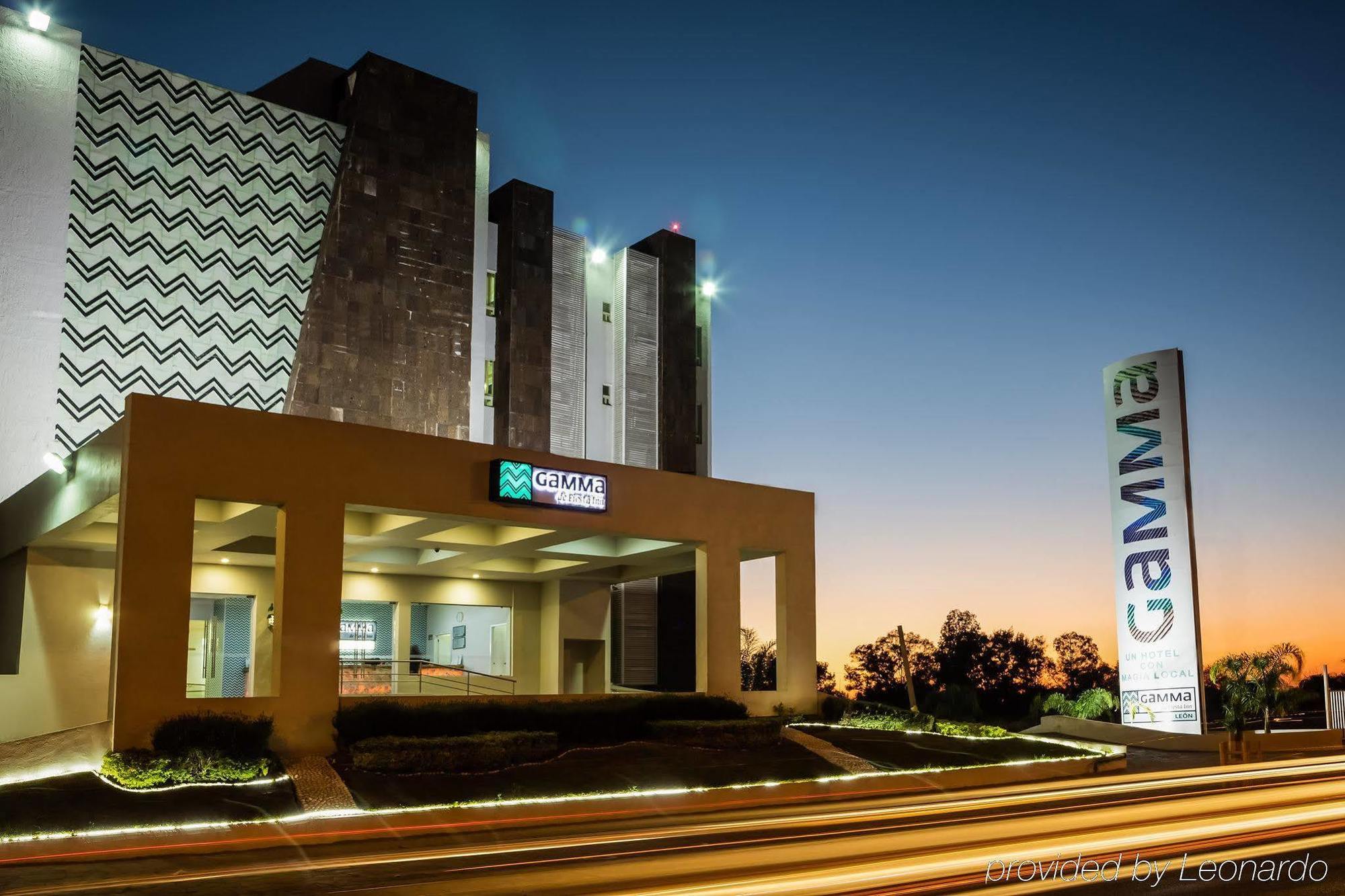 Gamma Leon Hotel Exterior photo